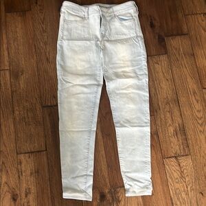 Women’s American Eagle Outfitters Blue Jeggings with Distressed Details